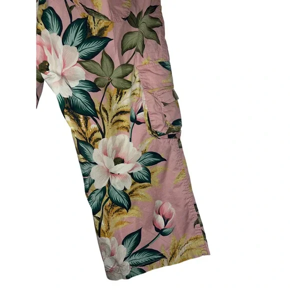 Lucky Brand Tropical Floral Cargo Capri Pants Pink Green White Bloom Print 10/30 - Picture 8 of 11